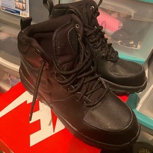 Youth Nike Boots